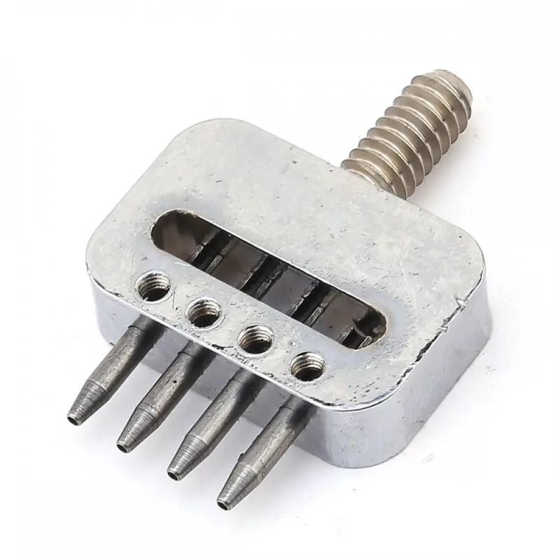 Кроковий пробійник на 4 зуби