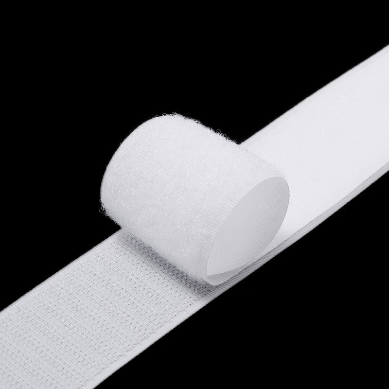 Липучка белая 4 см (25 м) Липучка белая 4 см (25 м)